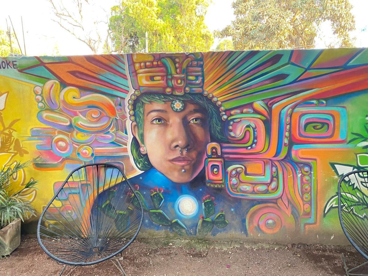 Hotel Fungi Tipis Tepoztlán Zewnętrze zdjęcie